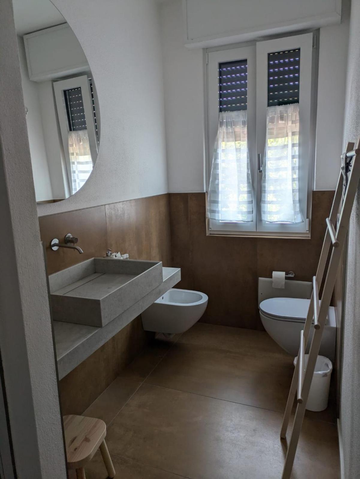 B&B Colori Del Lago Brebbia Δωμάτιο φωτογραφία