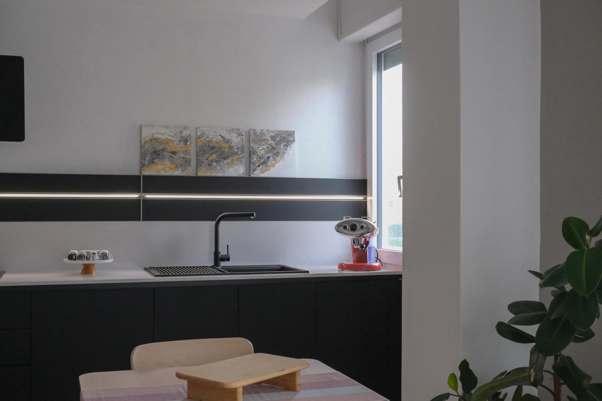 B&B Colori Del Lago Brebbia Εξωτερικό φωτογραφία